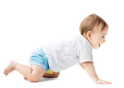 为什么宝宝爬得比别人慢