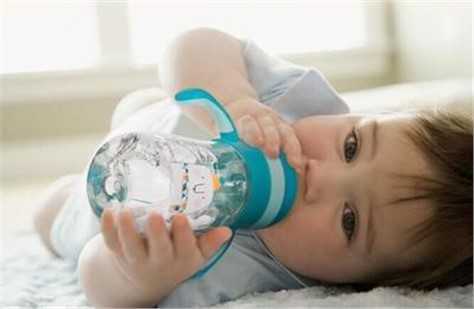 新生儿喂水指南！建议新手爸妈收藏！